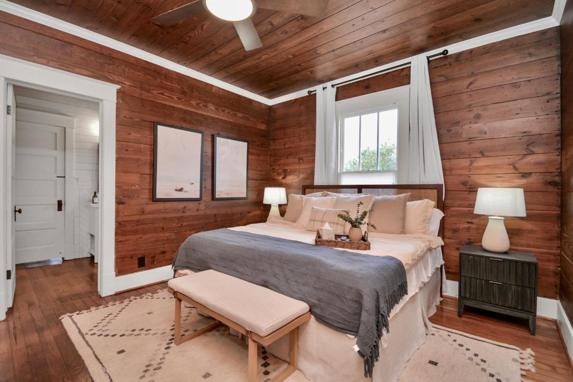Coastal Craftsman- Walk To Beach & Pleasure Pier- As Seen On 'Restoring Galveston' ภายนอก รูปภาพ
