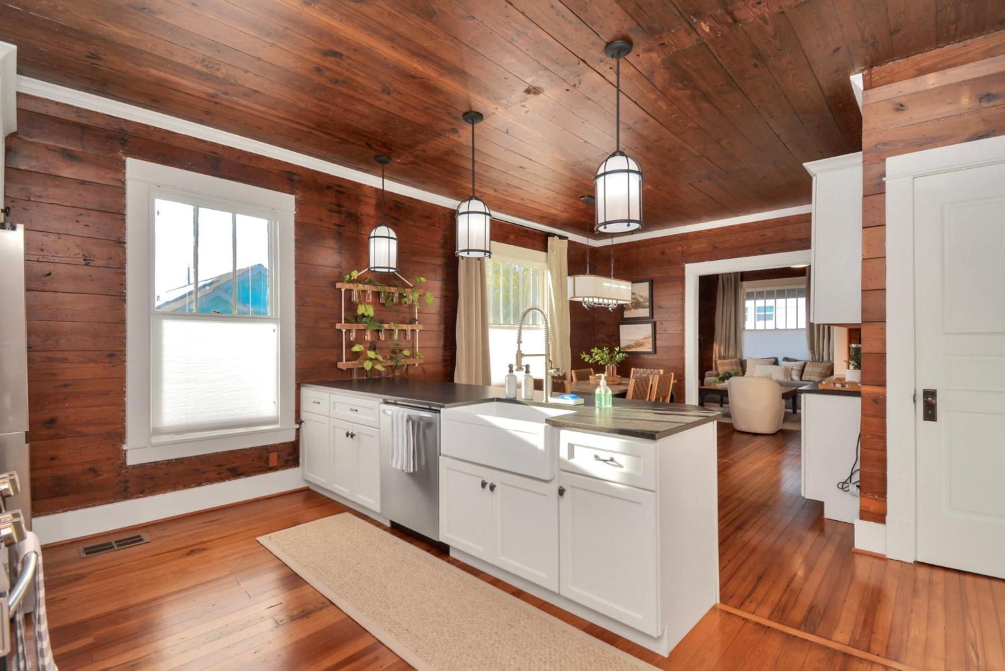 Coastal Craftsman- Walk To Beach & Pleasure Pier- As Seen On 'Restoring Galveston' ภายนอก รูปภาพ
